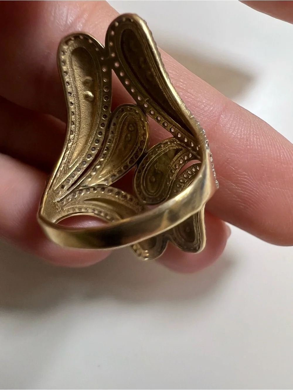 14K Gold and clear stones leaf accents Women's Statement Ring